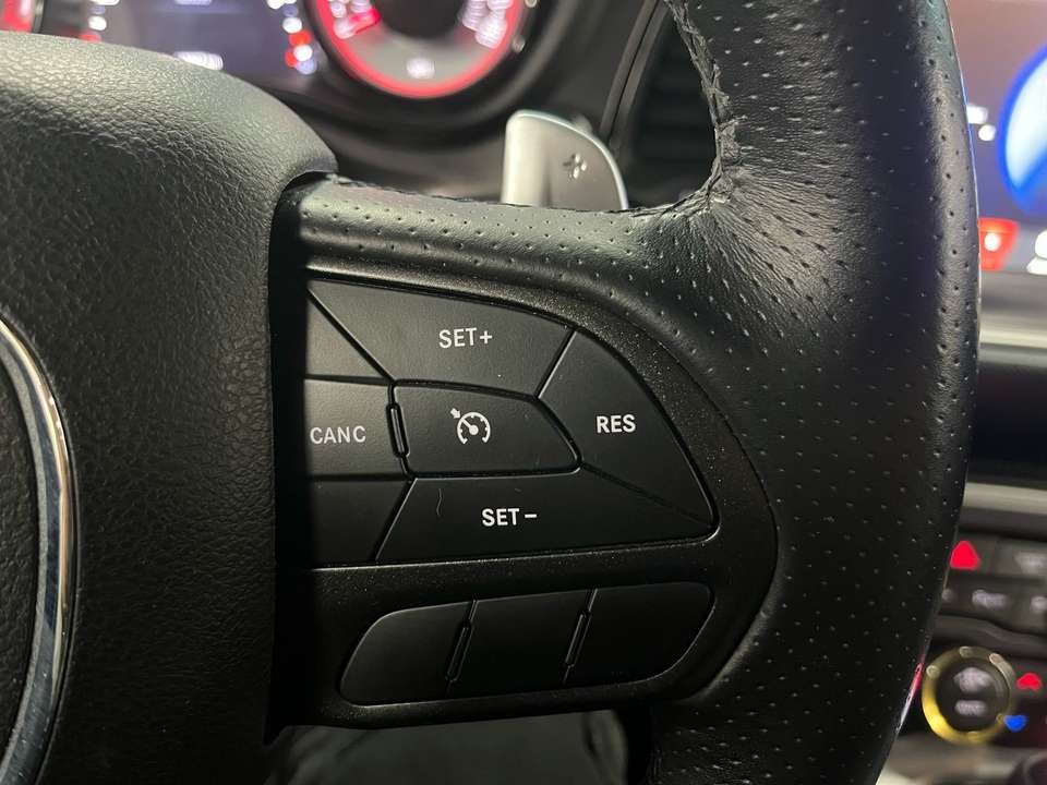 Dodge Challenger - Imagem 19