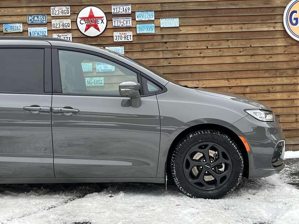 Chrysler Pacifica - Imagem 9