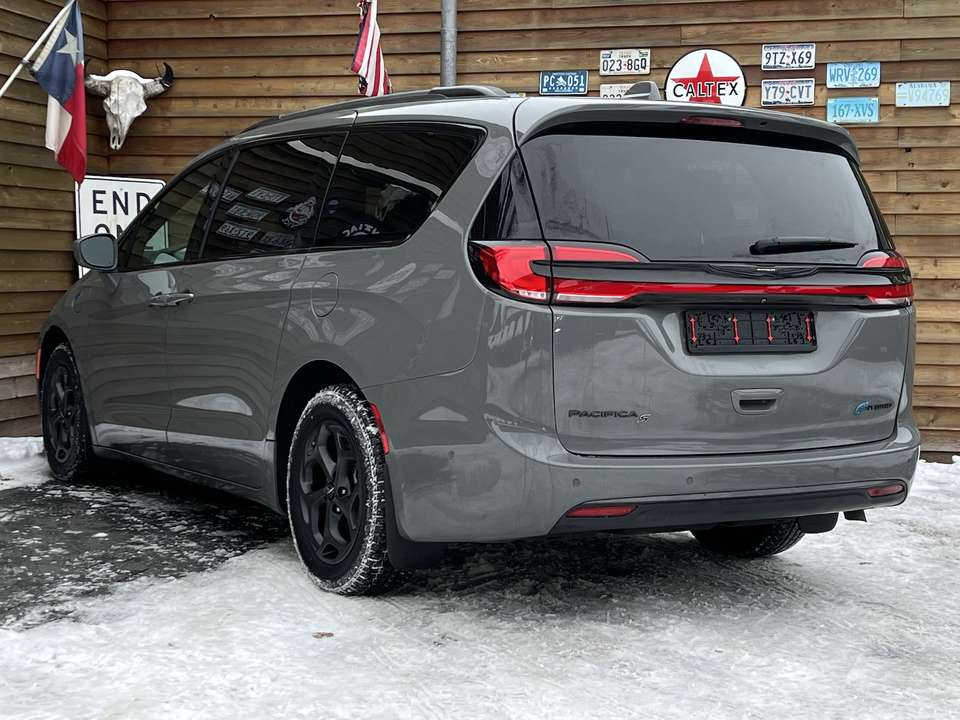 Chrysler Pacifica - Imagem 11