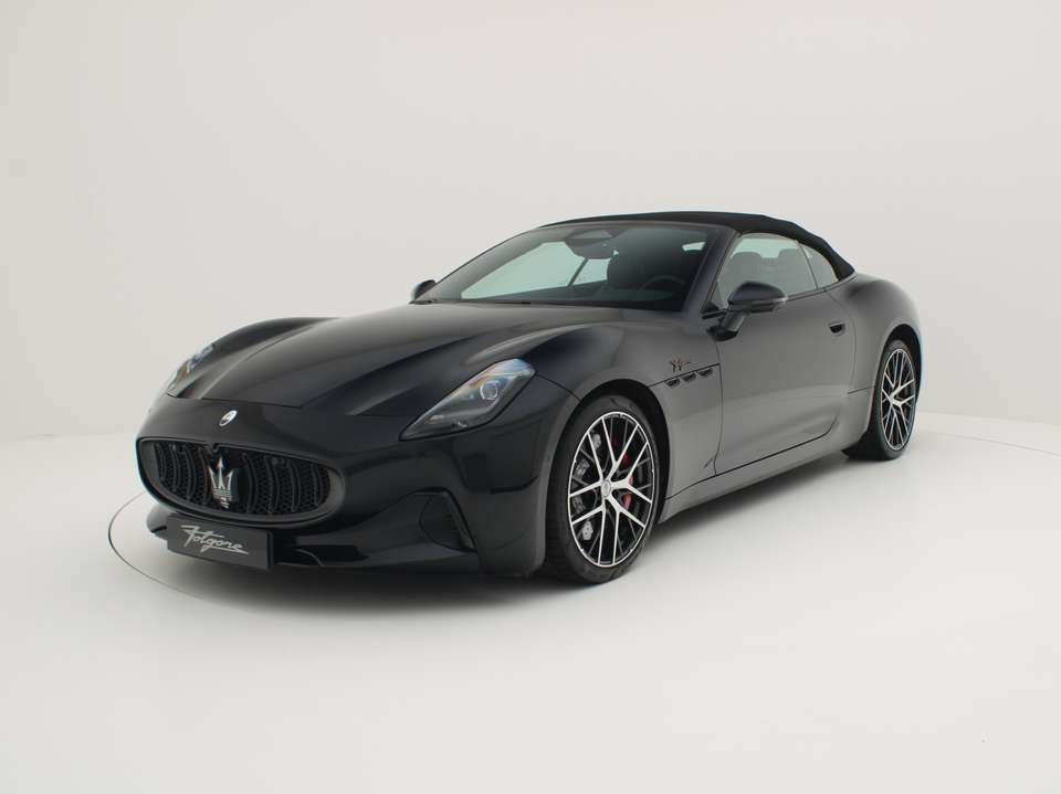 Maserati GranCabrio - Imagem 14