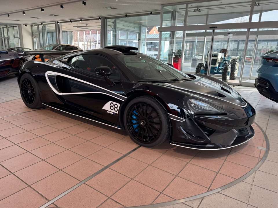 McLaren 620R - Imagem 2