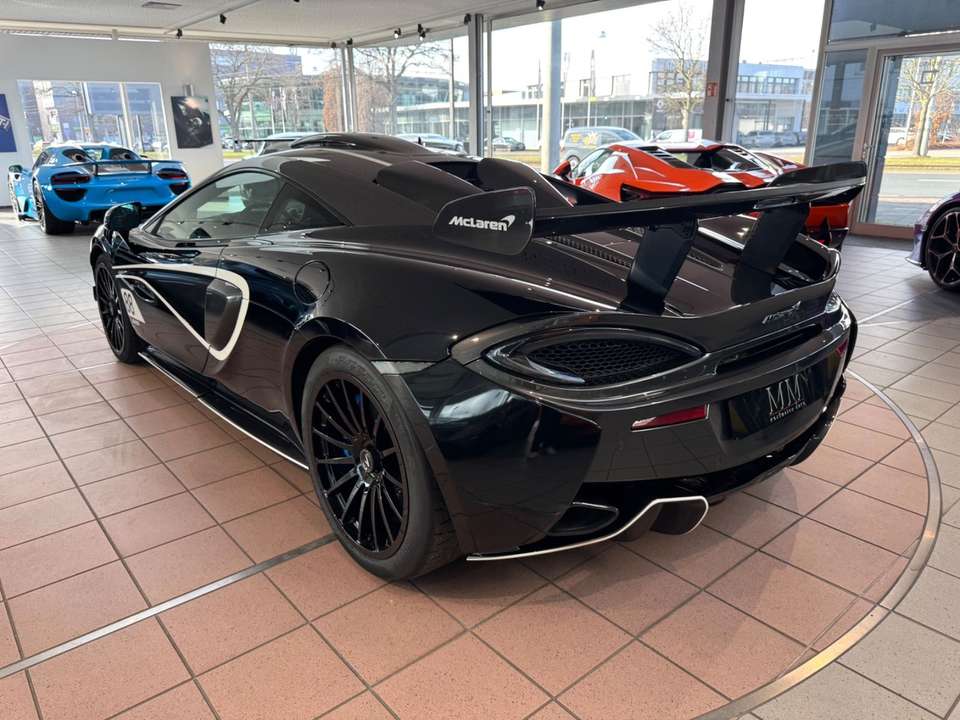 McLaren 620R - Imagem 7