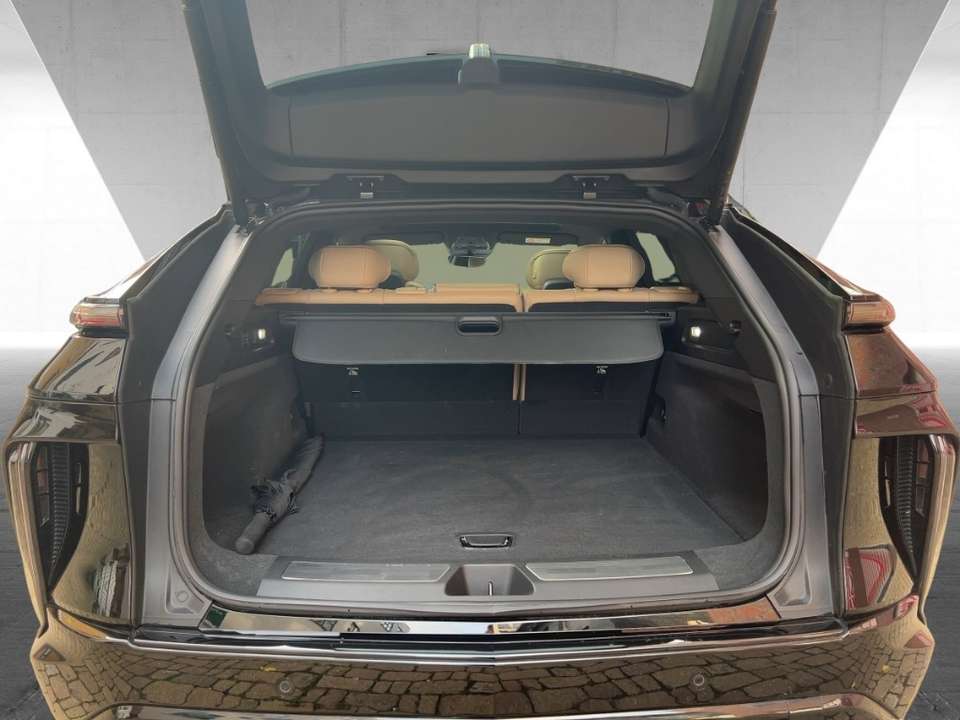 Cadillac Lyriq - Imagem 12