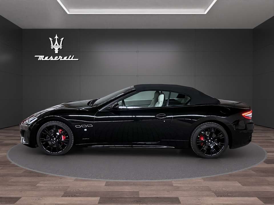 Maserati GranCabrio - Imagem 4