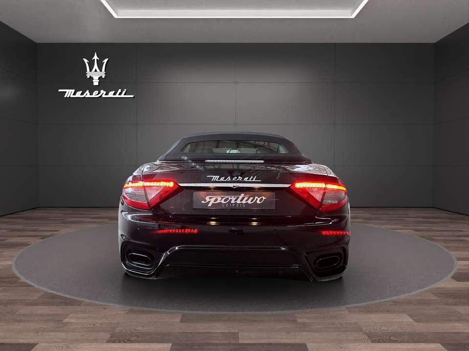 Maserati GranCabrio - Imagem 5