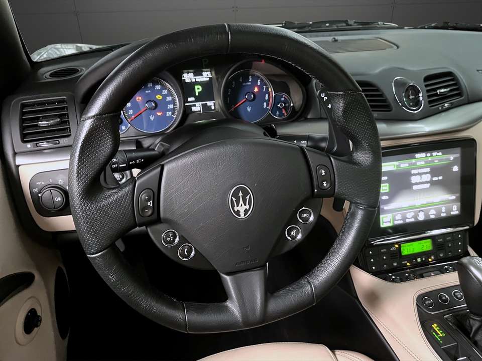 Maserati GranCabrio - Imagem 8