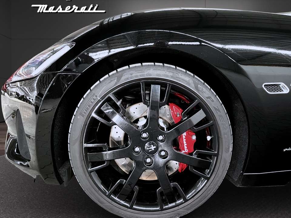 Maserati GranCabrio - Imagem 11