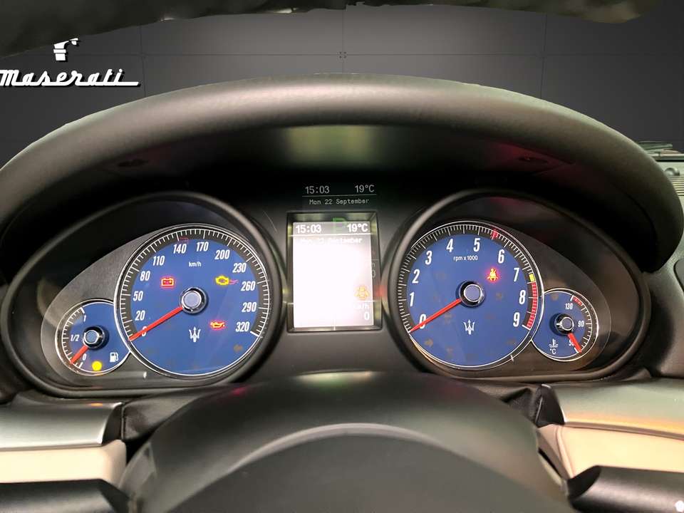 Maserati GranCabrio - Imagem 12