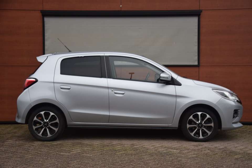 Mitsubishi Space Star - Imagem 3