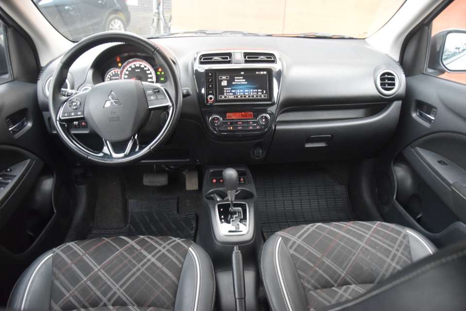 Mitsubishi Space Star - Imagem 9