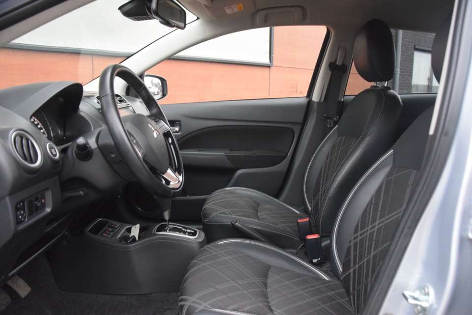 Mitsubishi Space Star - Imagem 12