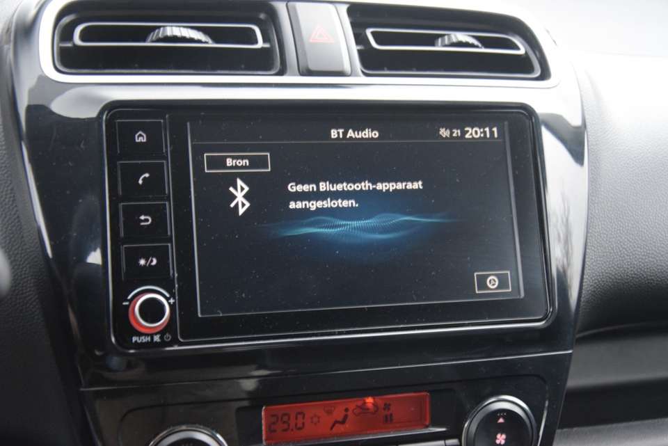 Mitsubishi Space Star - Imagem 17