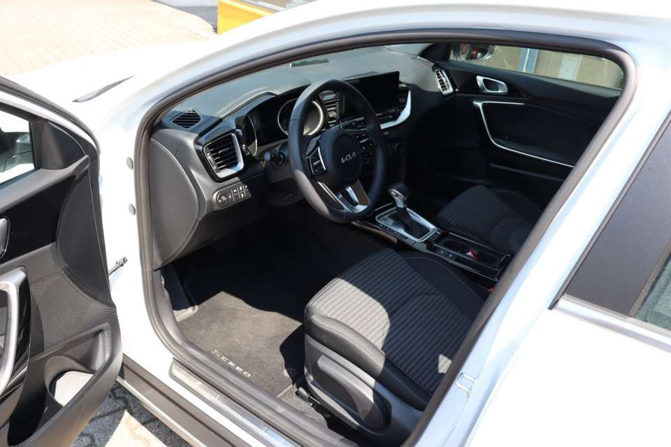 Car picture 5