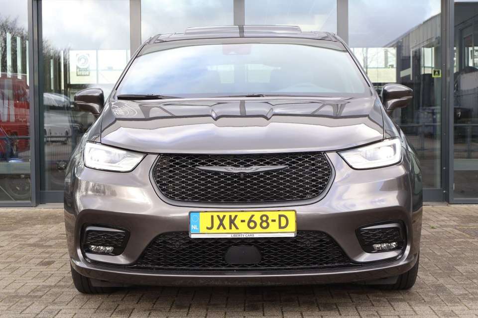Chrysler Pacifica - Imagem 3