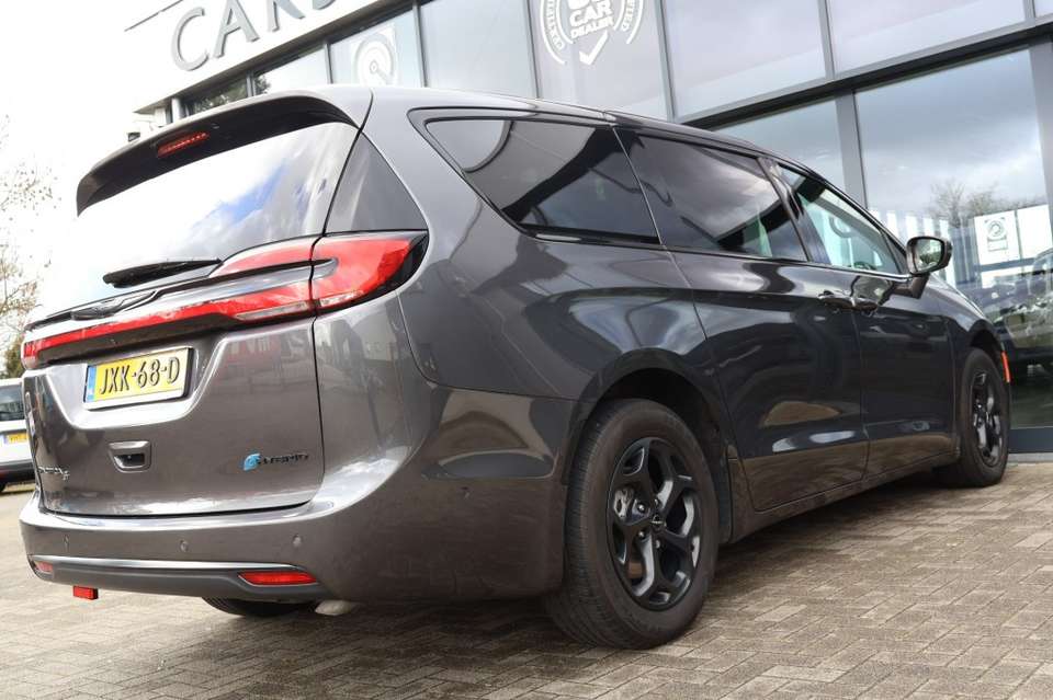 Chrysler Pacifica - Imagem 10