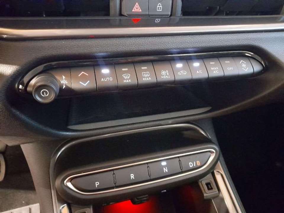 Car picture 9