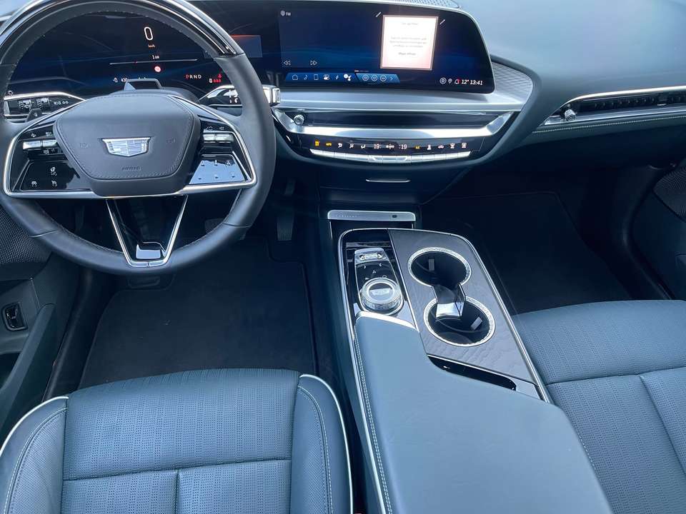 Cadillac Lyriq - Imagem 8