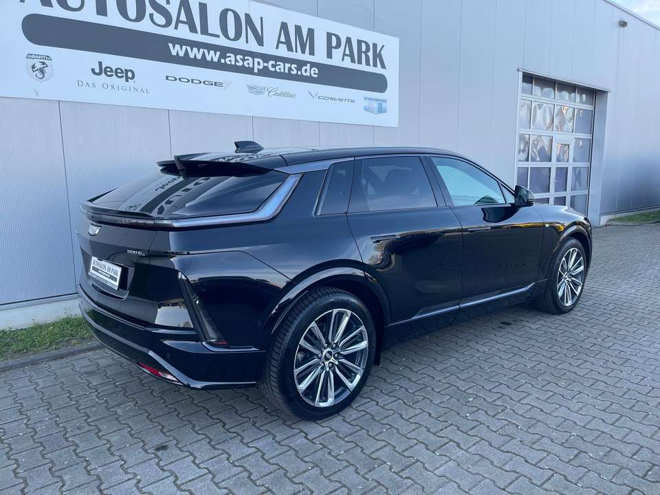 Cadillac Lyriq - Imagem 16