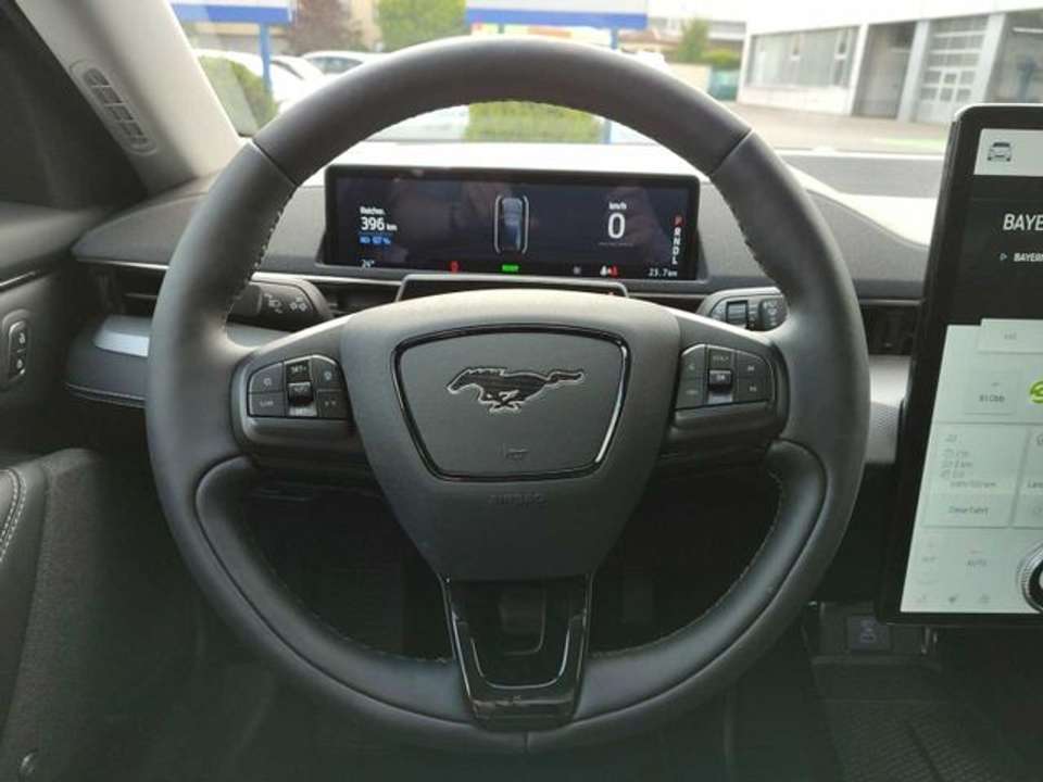 Car picture 9