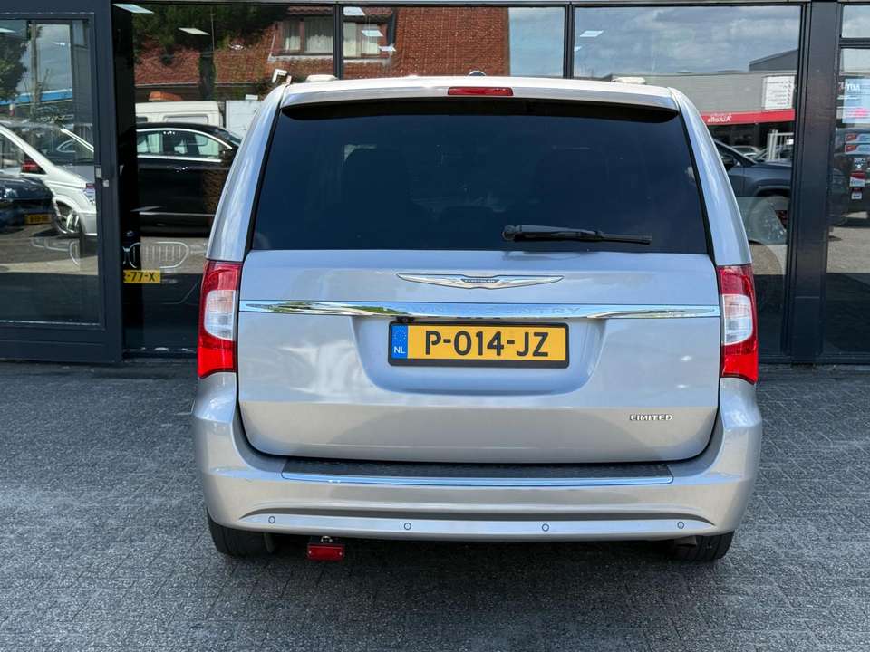 Chrysler Town & Country - Imagem 6