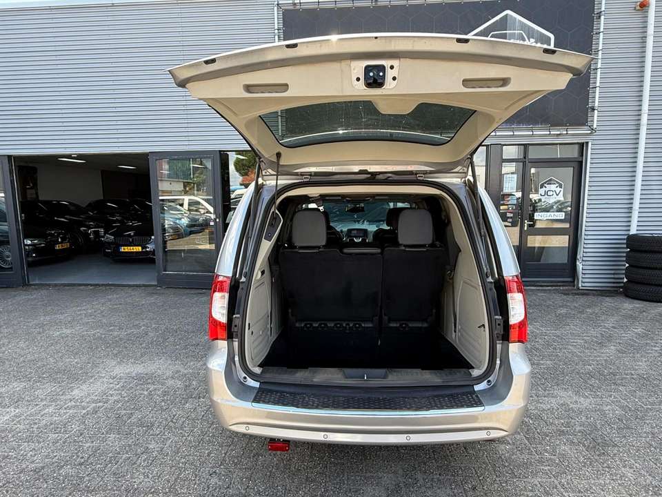 Chrysler Town & Country - Imagem 7