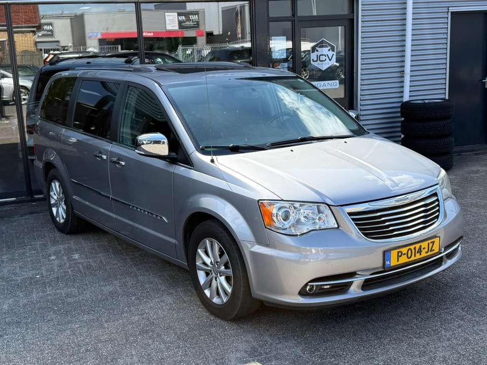 Chrysler Town & Country - Imagem 11