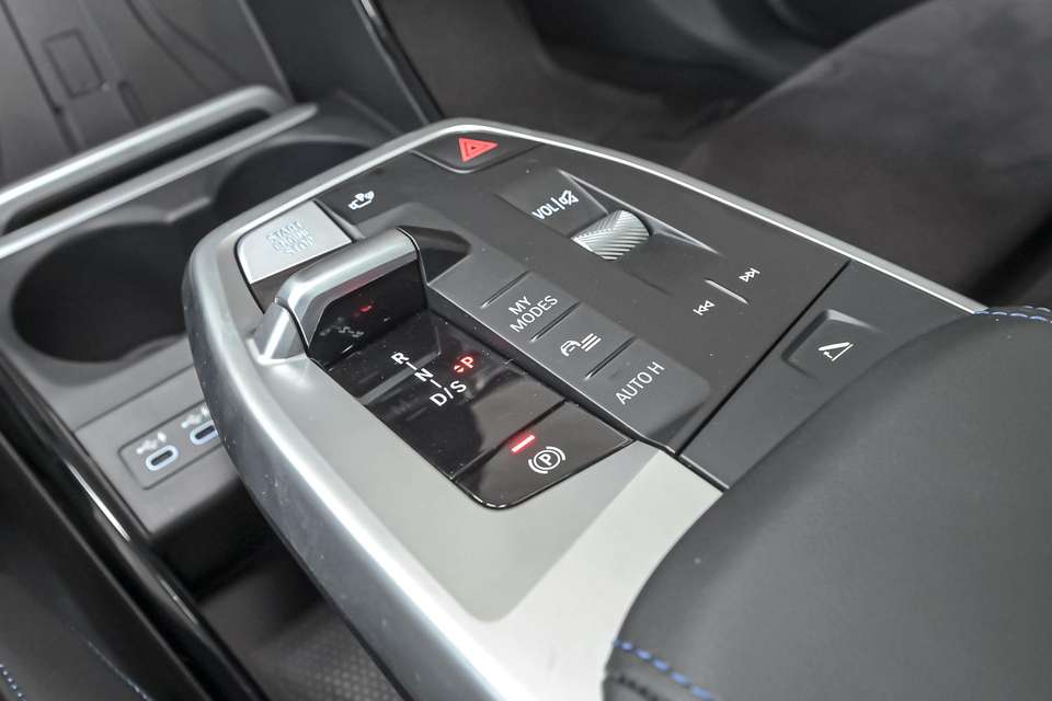 BMW 230 - Imagem 11