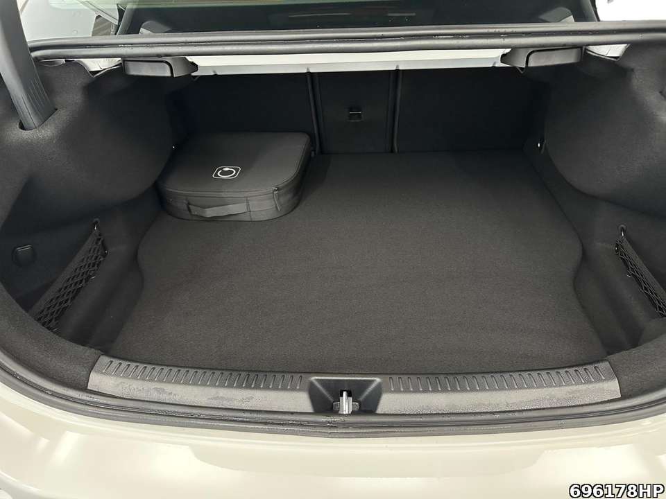 Car picture 6