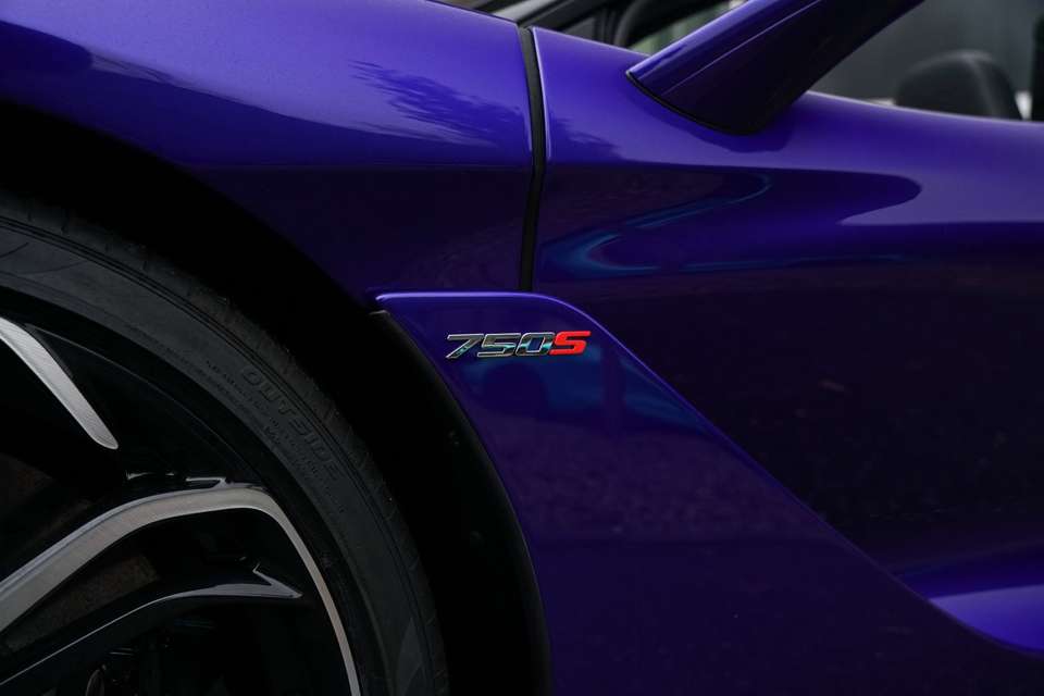 Car picture 10