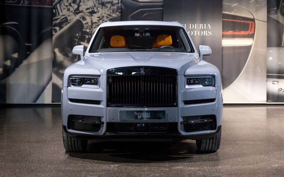 Rolls-Royce Cullinan - Imagem 7
