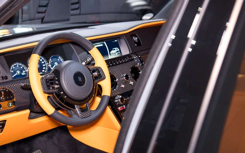 Rolls-Royce Cullinan - Imagem 14