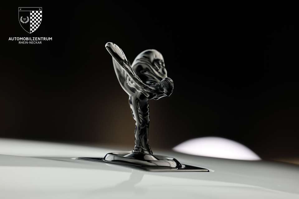 Rolls-Royce Cullinan - Imagem 2