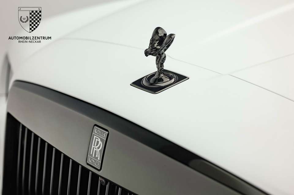 Rolls-Royce Cullinan - Imagem 4