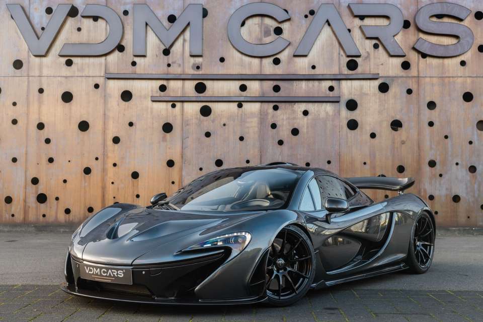 McLaren P1 2015