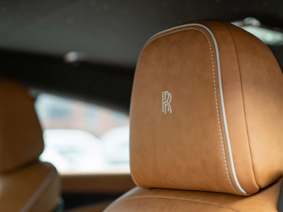 Rolls-Royce Spectre - Imagem 7