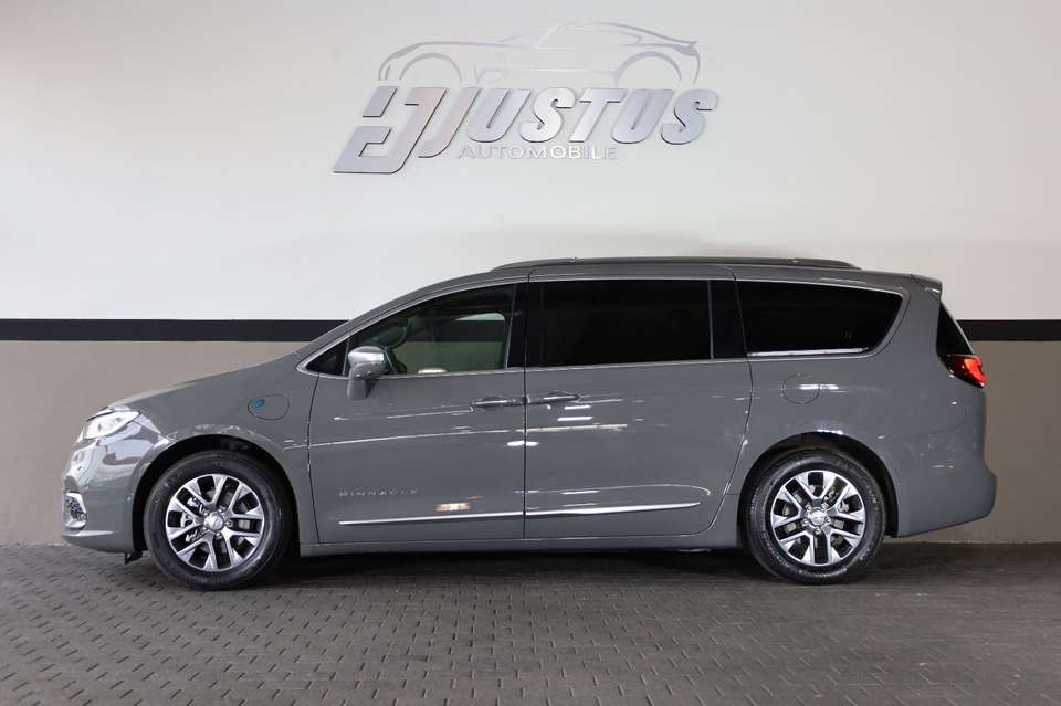 Chrysler Pacifica - Imagem 3