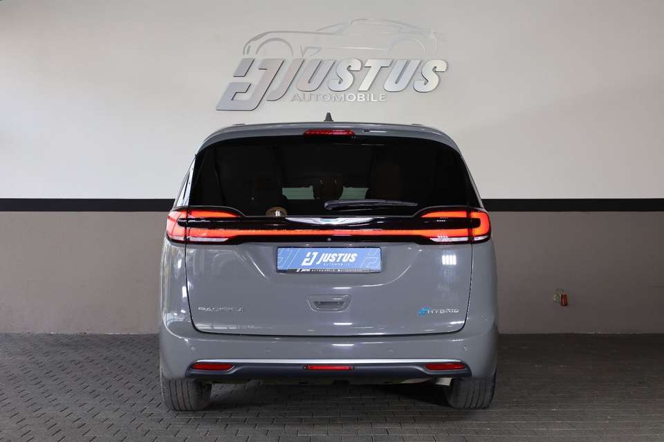 Chrysler Pacifica - Imagem 5