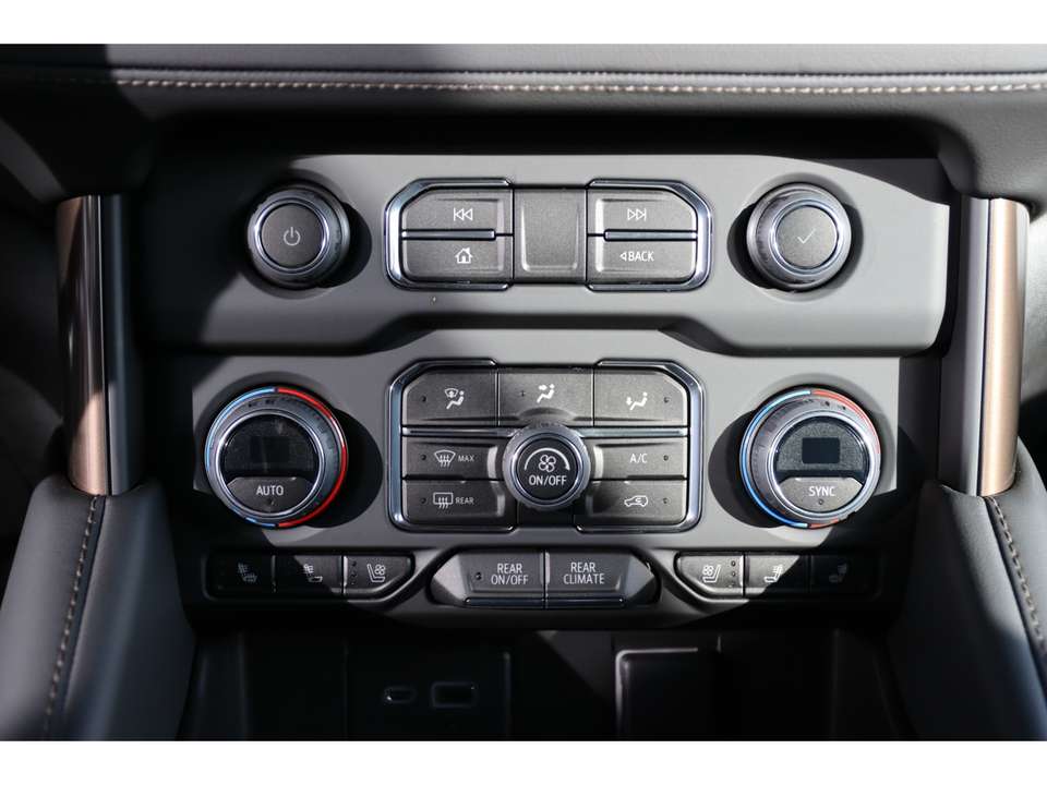 Chevrolet Tahoe - Imagem 13