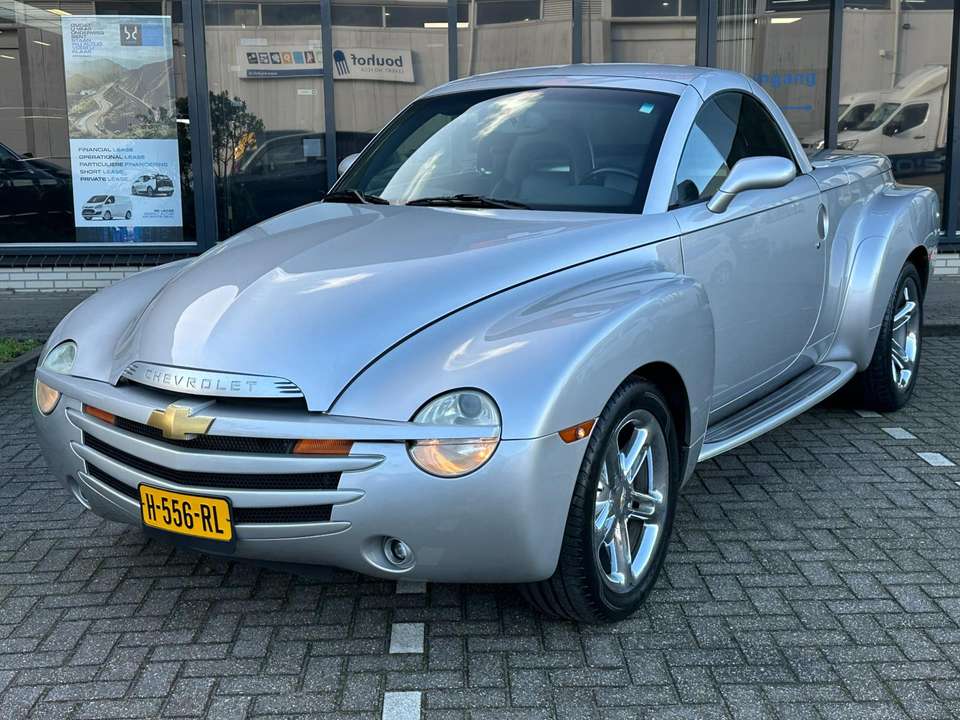 Chevrolet SSR - Imagem 12