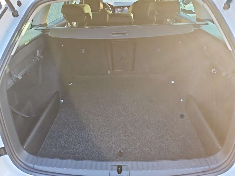Car picture 11