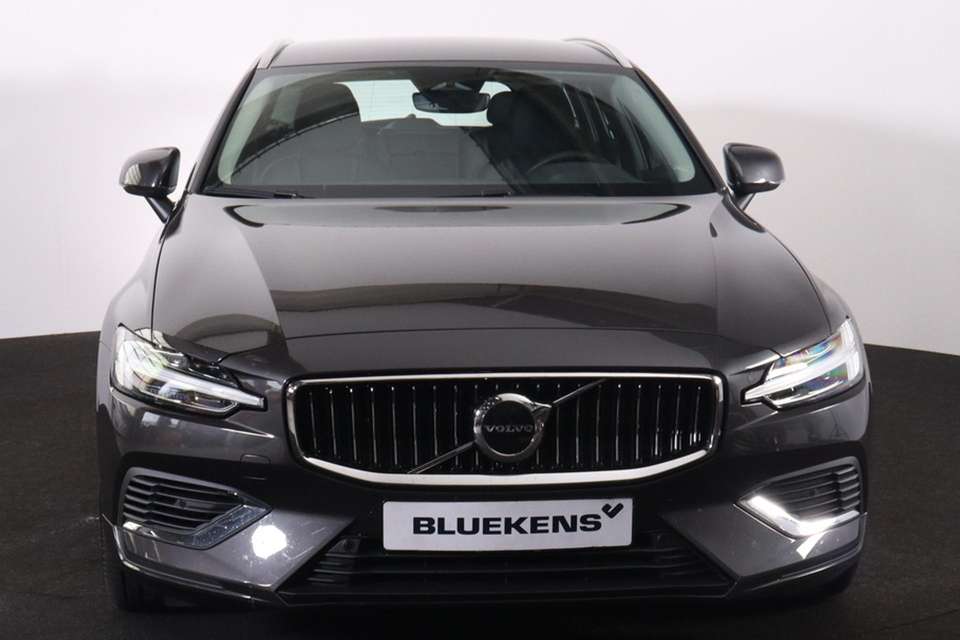 Volvo V60 - Imagem 2