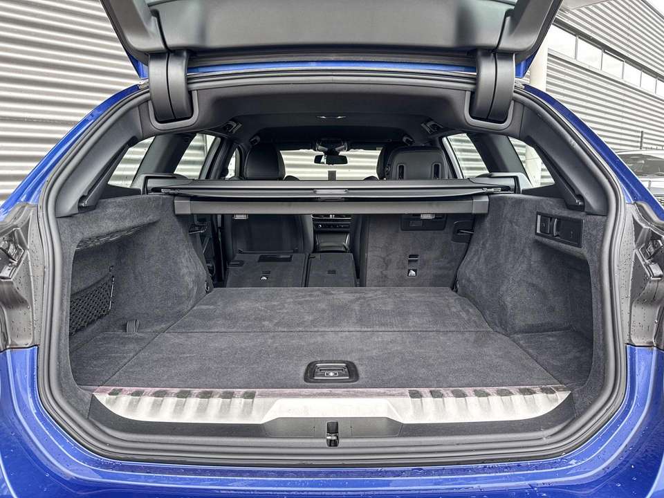 BMW 330 - Imagem 11