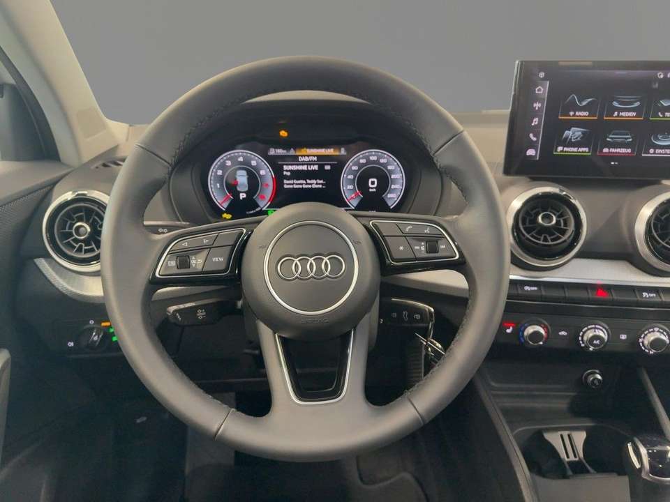 Audi Q2 - Imagem 12