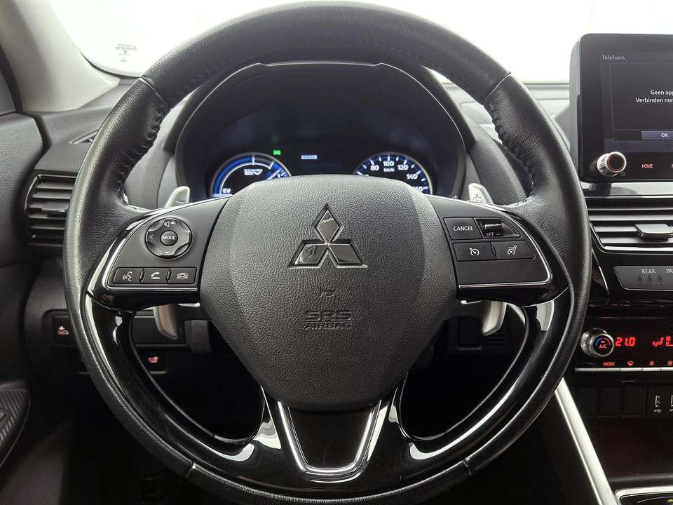 Mitsubishi Eclipse Cross - Imagem 13