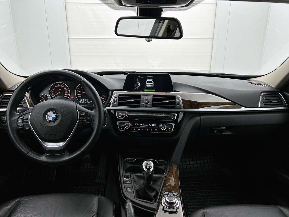 BMW 318 - Imagem 2