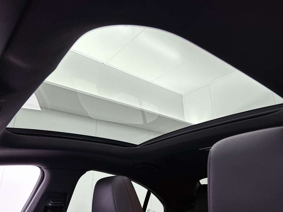 Mercedes-Benz CLA 180 - Imagem 4