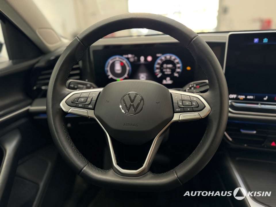 Volkswagen Passat Variant - Imagem 11