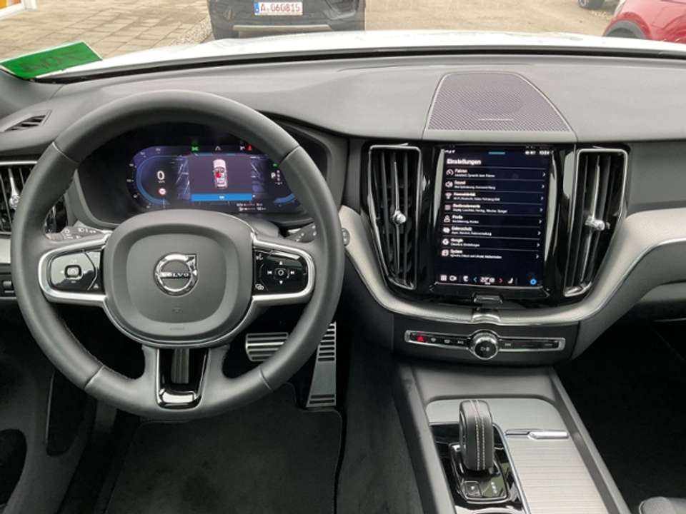 Volvo XC60 - Imagem 12