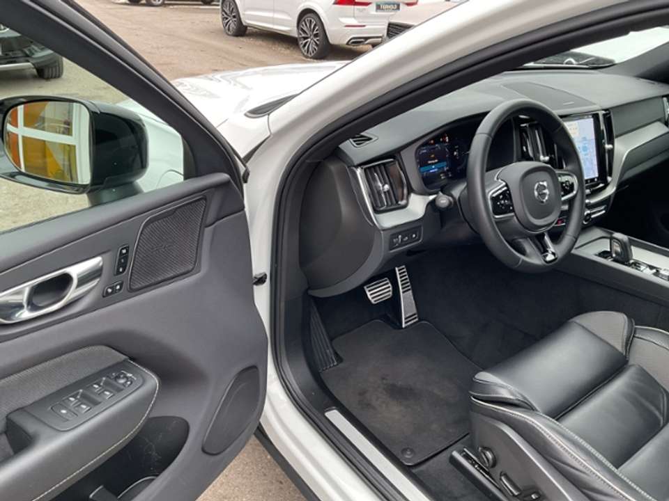 Volvo XC60 - Imagem 15