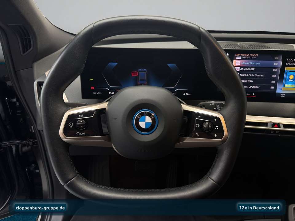 BMW iX - Imagem 13